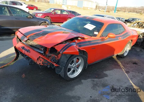 2010 Dodge Challenger R/T z USA, uszkodzony, nr VIN 2B3CJ5DT0AH241244